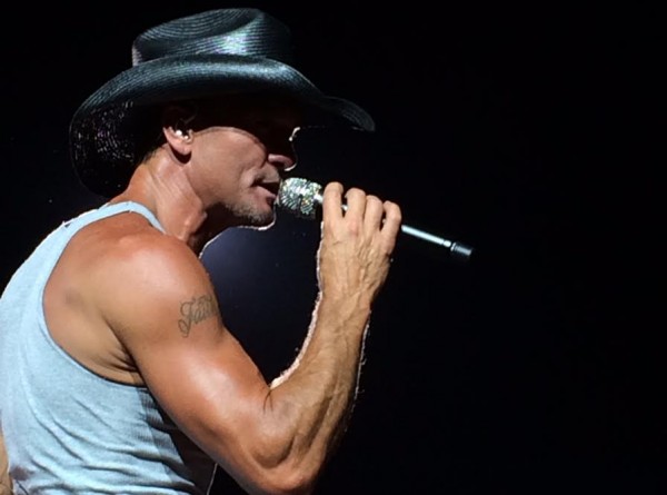Tim McGraw performing live in St. Louis, MO
