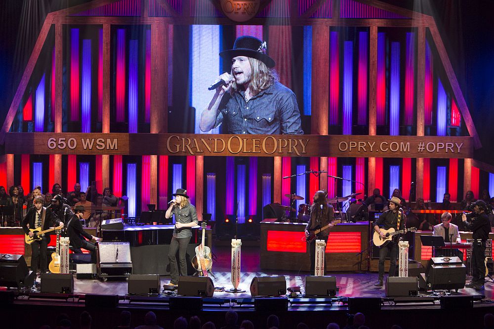 A Thousand Horse live opry